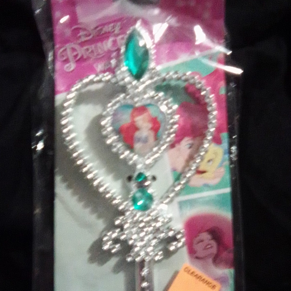 🌻5/$10 Disney Princess Silver Wand with Green Gems